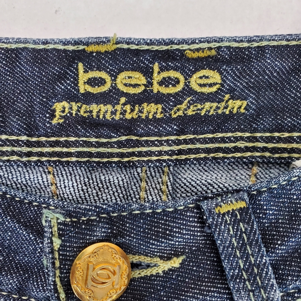 Bebe | Vintage Y2K Gold Metal Logo Back Pocket Bootcut Flare Jeans | 26 Low Rise - Picture 4 of 14